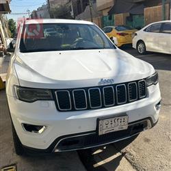 جیپ گراند شیرۆکی